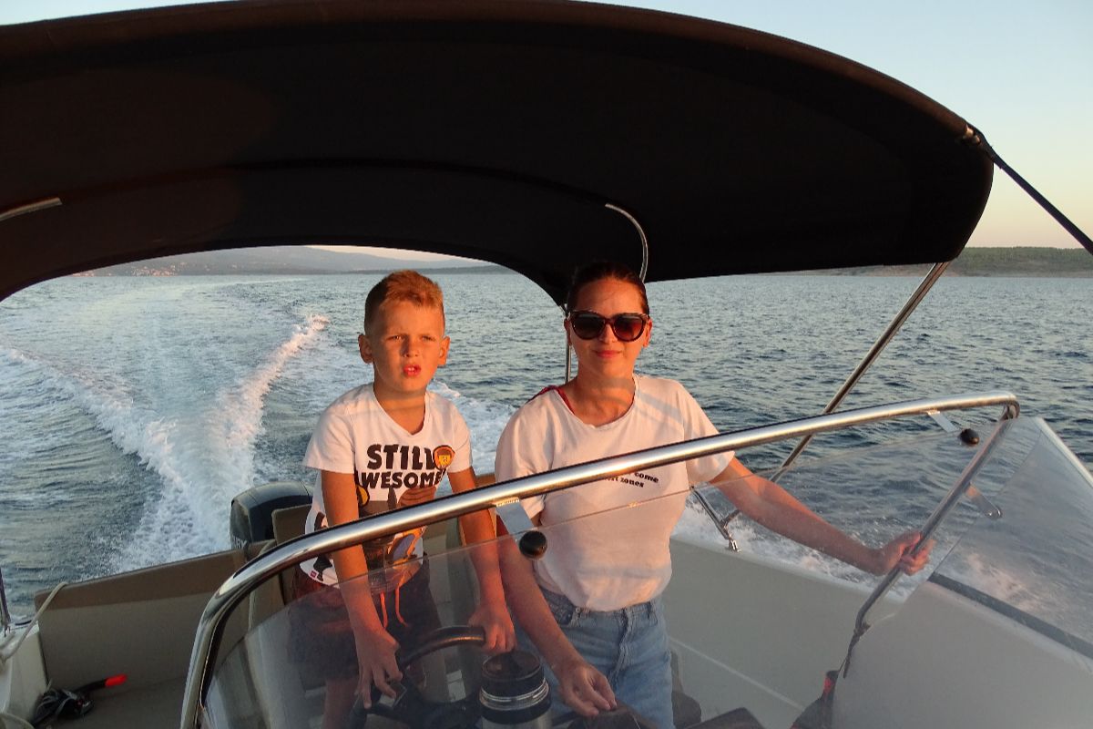 Quicksilver 675 - Maslenica