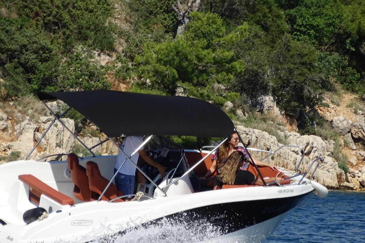 Barracuda 545 (115 HP) - Maslenica