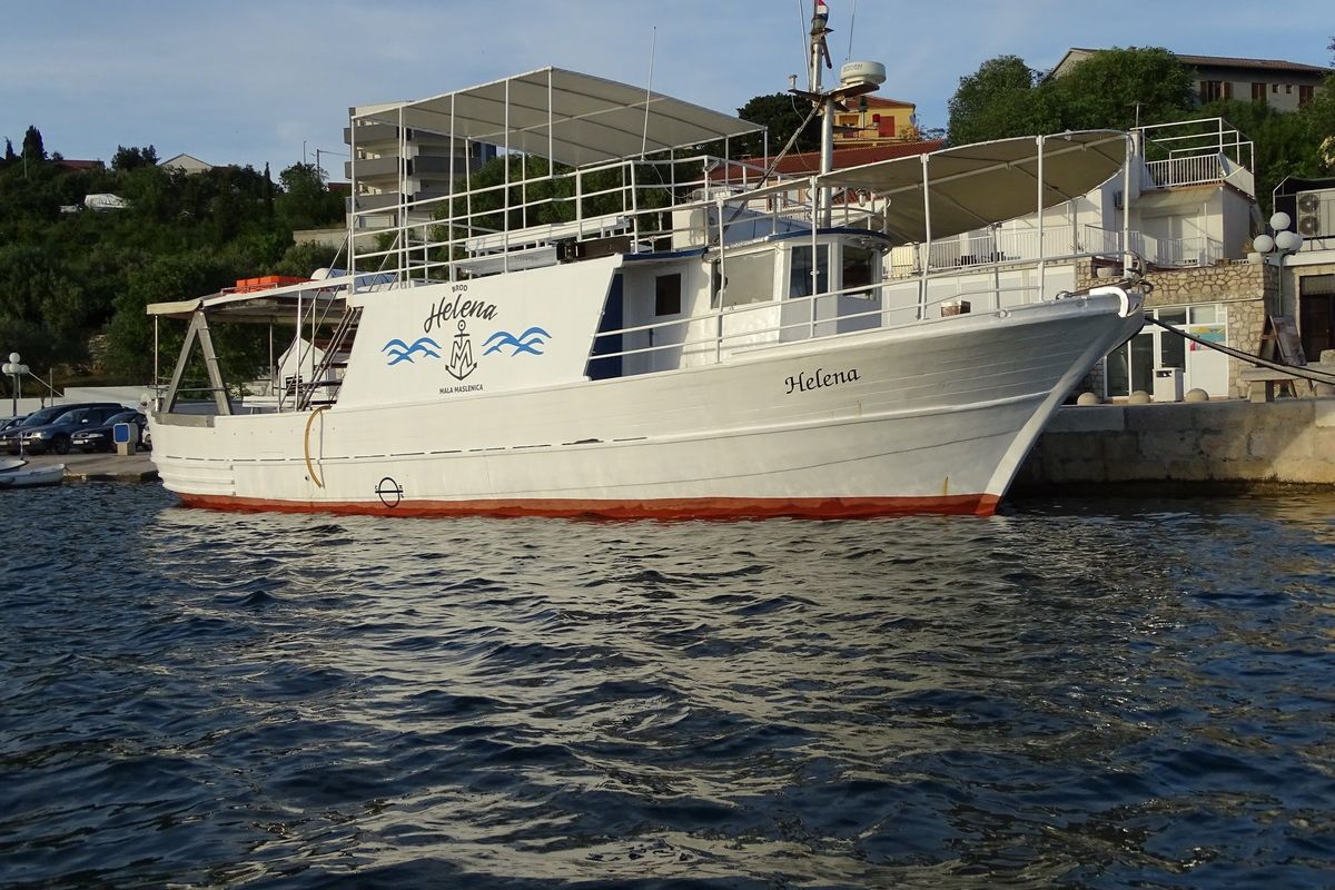 Izlet brodom Helena - Maslenica